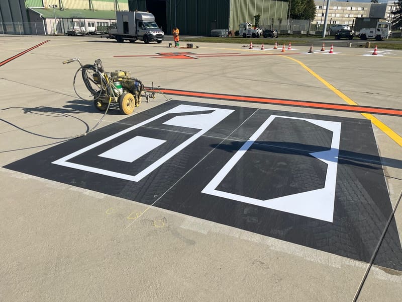Marquage au sol Base 107